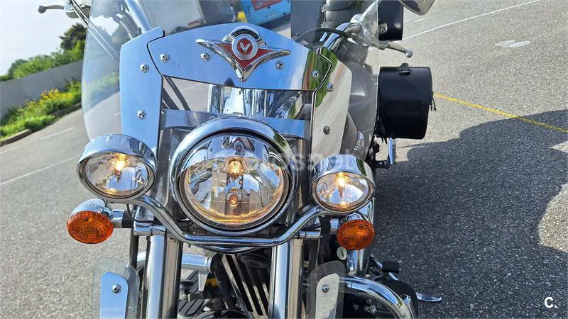 Kawasaki VN 900 Classic – Vista 11
