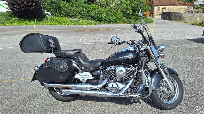 Kawasaki VN 900 CLASSIC – Vista 3