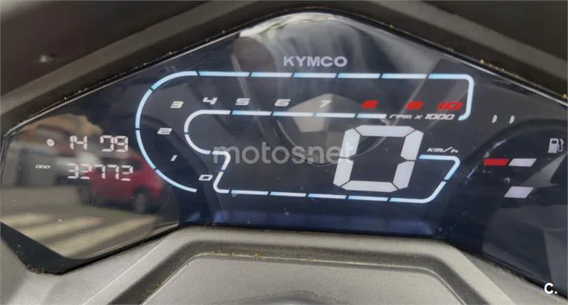 Kymco DTX 360 – Vista 6