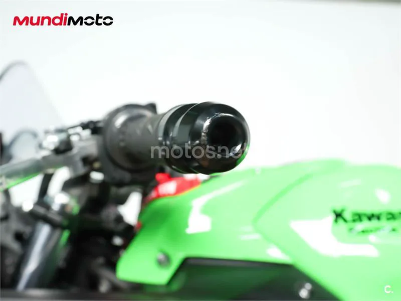 Kawasaki Ninja 650 – Vista 21