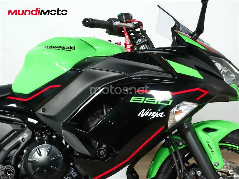 Kawasaki Ninja 650 – Vista 23