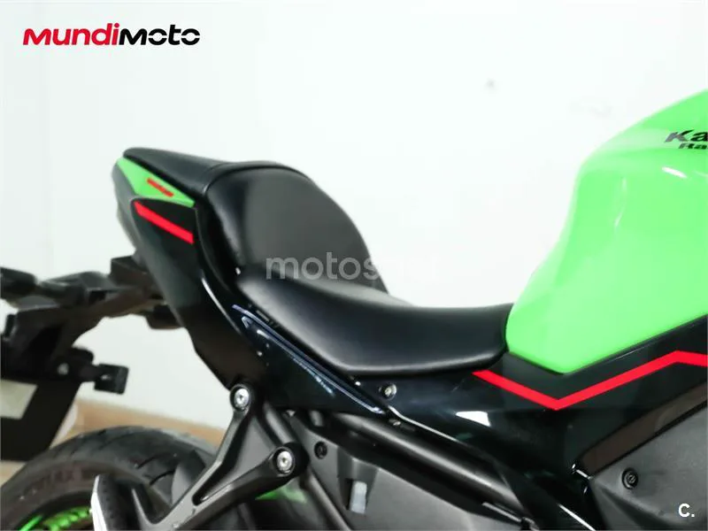 Kawasaki Ninja 650 – Vista 24