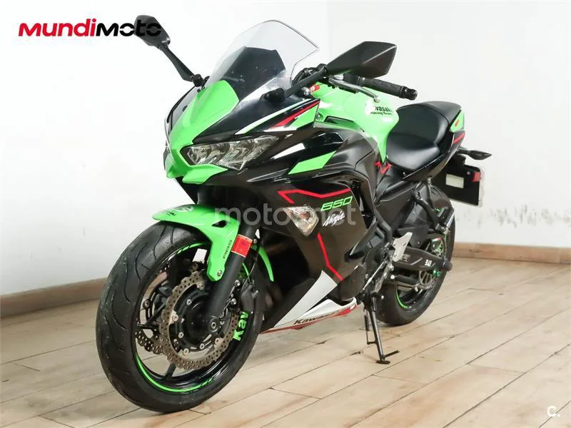 Kawasaki Ninja 650 – Vista 7