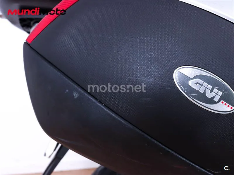 BMW F 800 ST – Vista 25