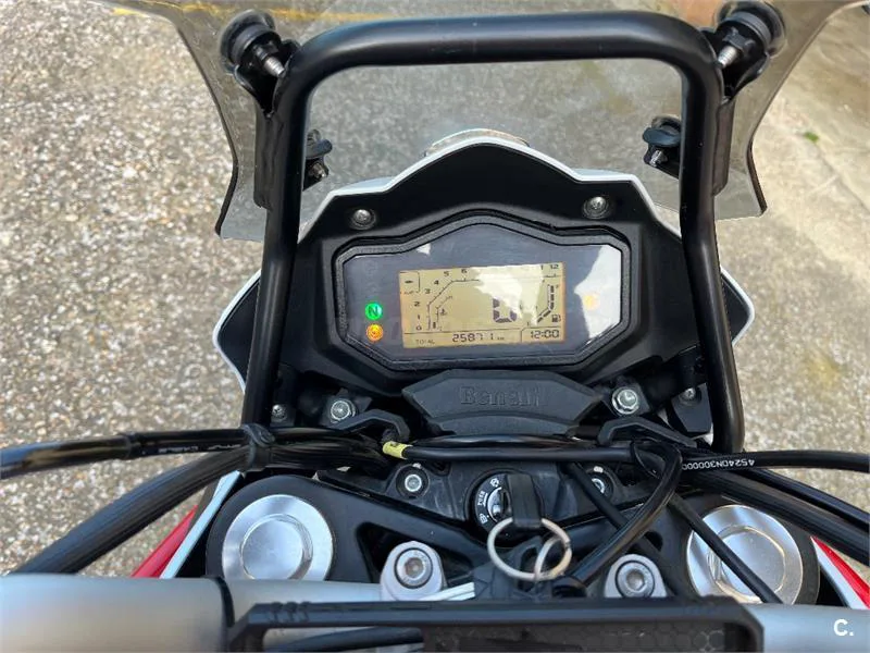 Benelli TRK – Vista 3