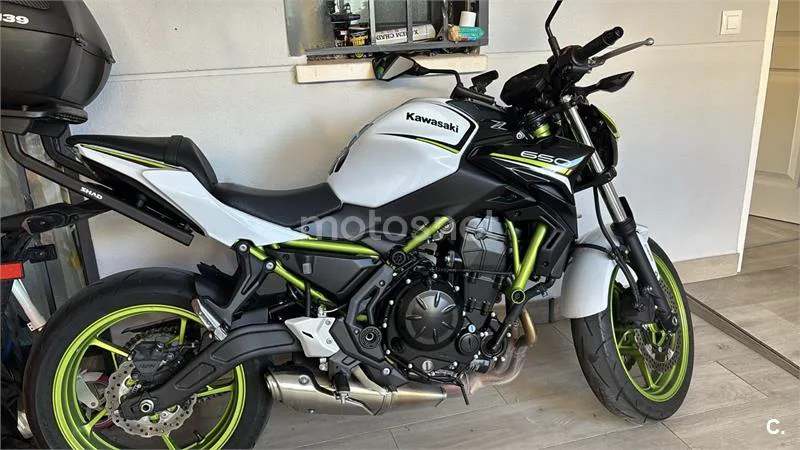 Kawasaki Z650 – Vista 2