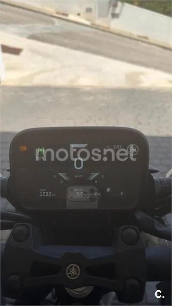 Yamaha MT-125 – Vista 5