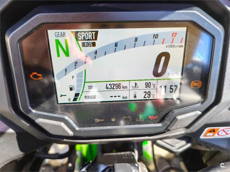 Kawasaki Ninja 1000 SX – Vista 3
