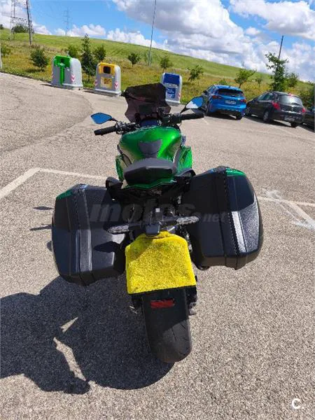Kawasaki Ninja 1000 SX – Vista 8