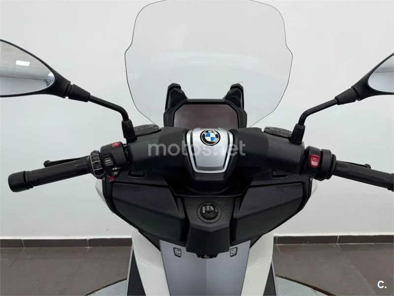 BMW C 400 GT – Vista 8