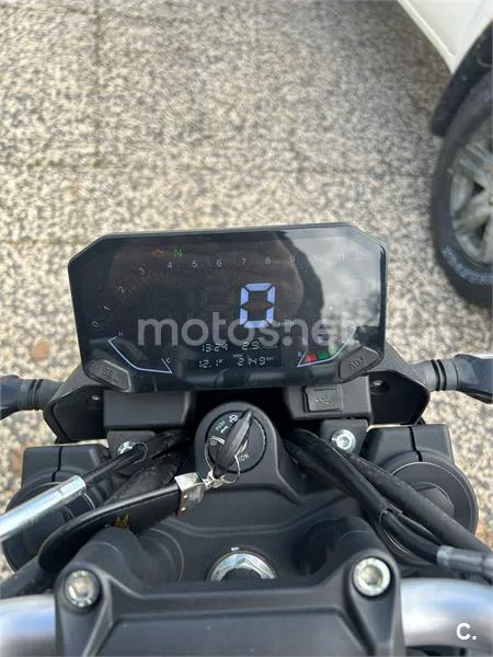 Voge 125 R – Vista 5