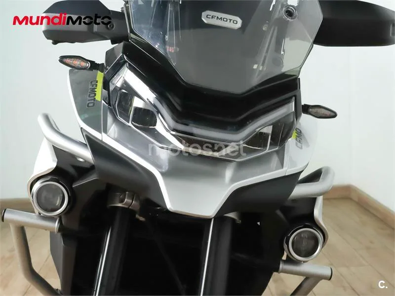 CFMOTO 800MT – Vista 5