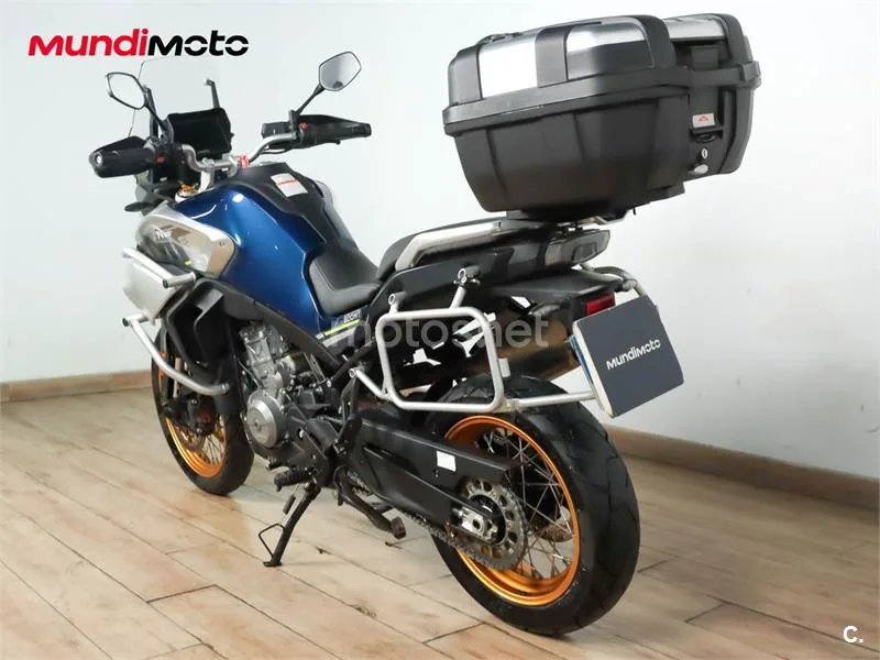 CFMOTO 800MT – Vista 8