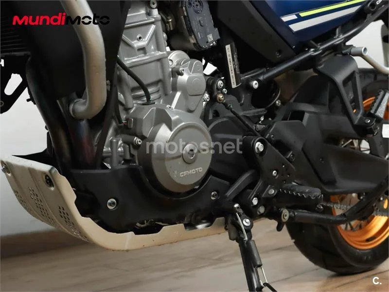 CFMOTO 800MT – Vista 10