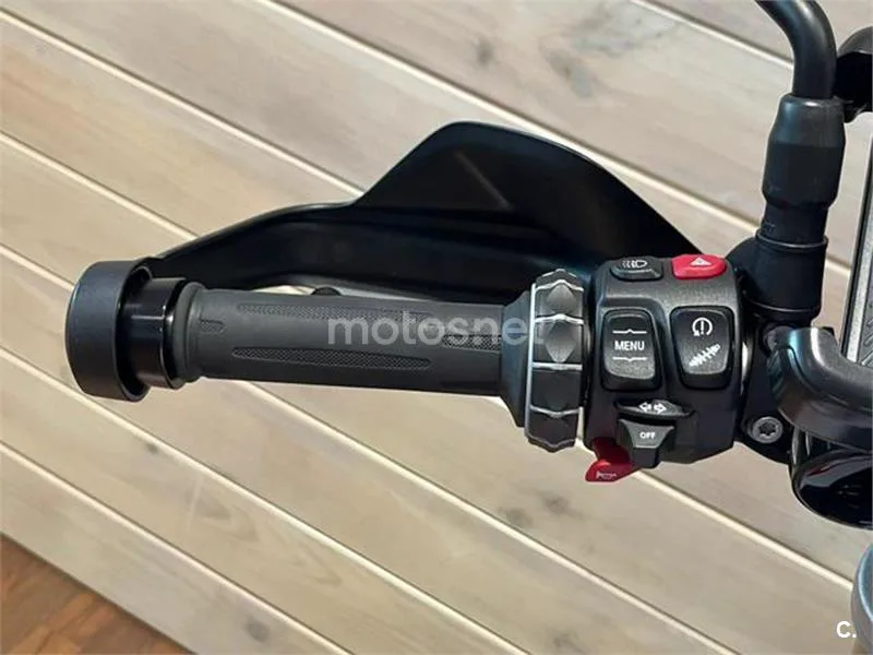 BMW F 900 R – Vista 12