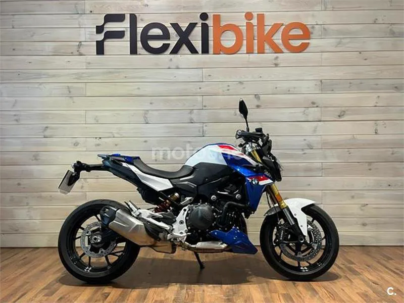 BMW F 900 R – Vista 3