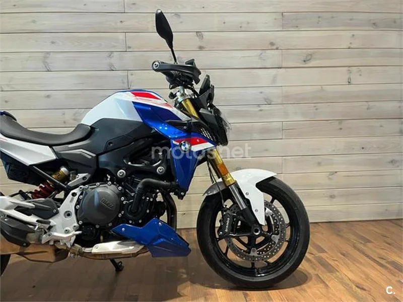 BMW F 900 R – Vista 8