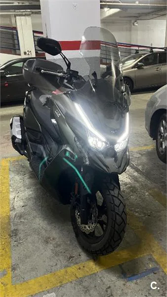 Kymco DTX 360 – Vista 9