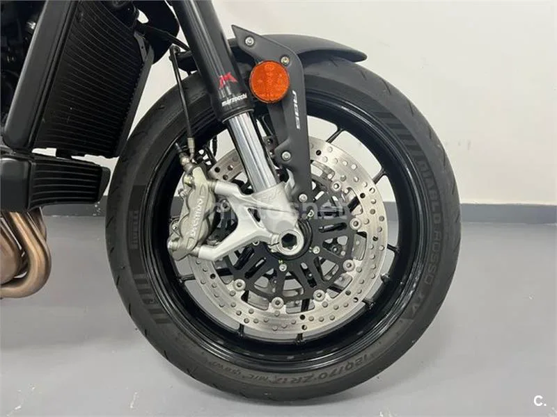 MV Agusta Dragster 800 – Vista 9