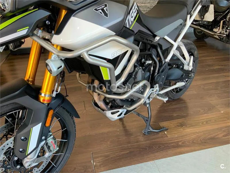 Triumph Tiger 900 – Vista 7
