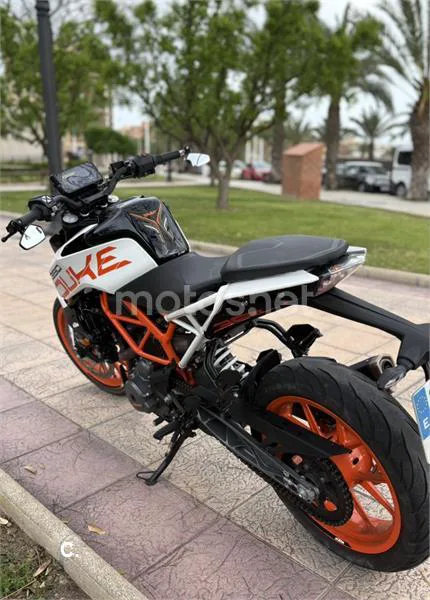 KTM 390 – Vista 2