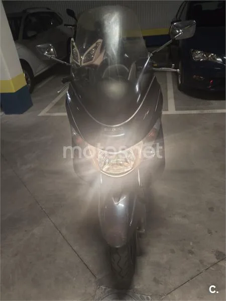 Suzuki Burgman 400 - Vista 4