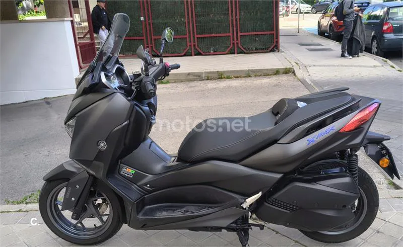 Yamaha XMAX 300 – Vista 3