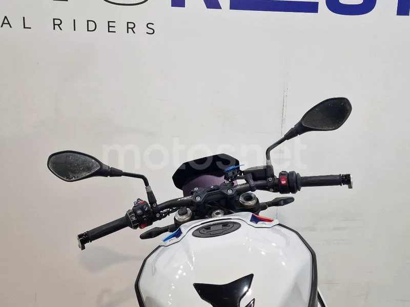 BMW S 1000 R – Vista 11