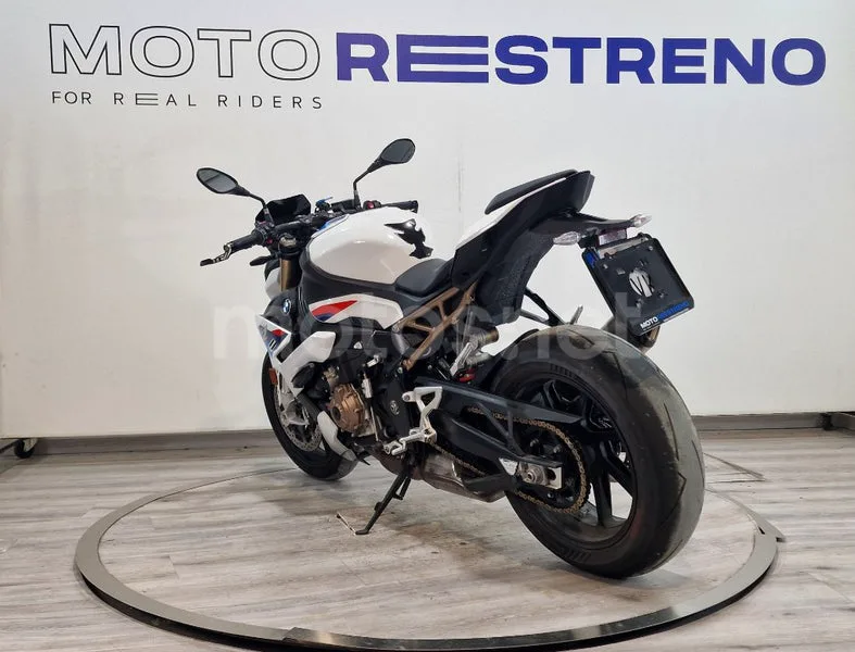 BMW S 1000 R – Vista 3