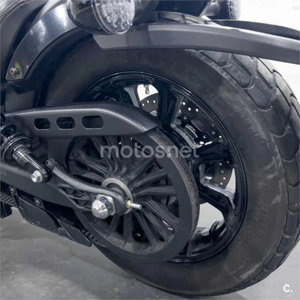 Indian Scout – Vista 8