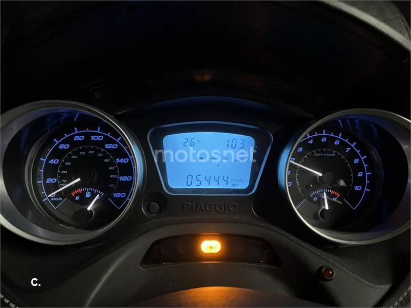 Piaggio MP3 – Vista 7