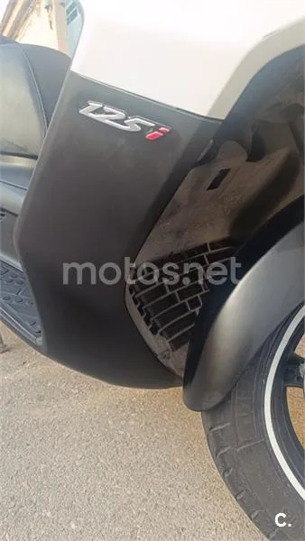 Kymco Super Dink 125i – Vista 3