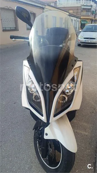 Kymco Super Dink 125i – Vista 6