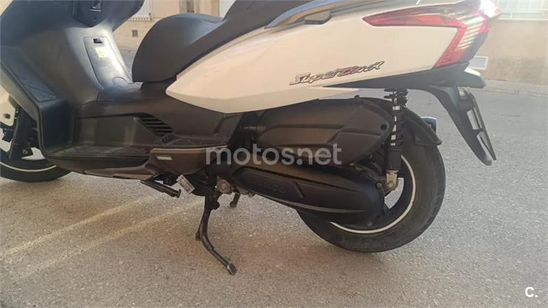 Kymco Super Dink 125i – Vista 9