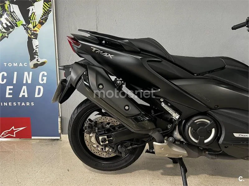 Yamaha TMAX 560 – Vista 8