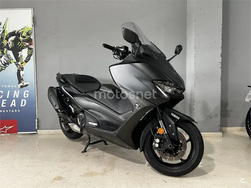 Yamaha TMAX 560 – Vista 10