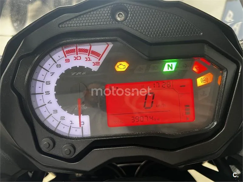 Benelli TRK 502 – Vista 5