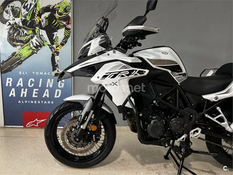 Benelli TRK 502 – Vista 6