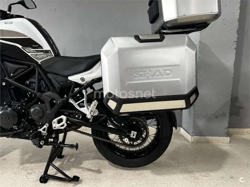 Benelli TRK 502 – Vista 7
