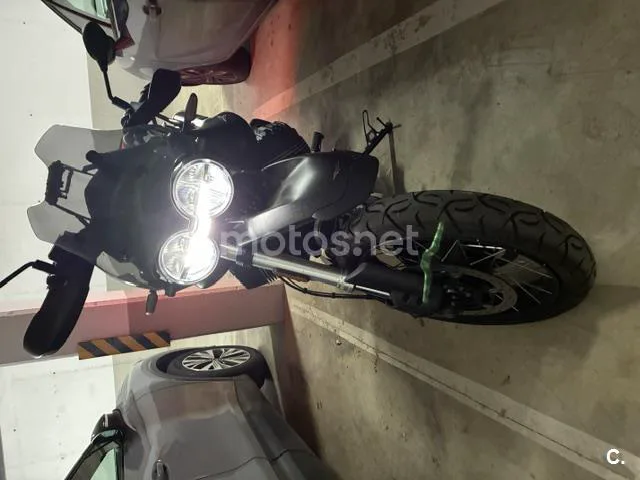 Moto Guzzi V 85 TT – Vista 5