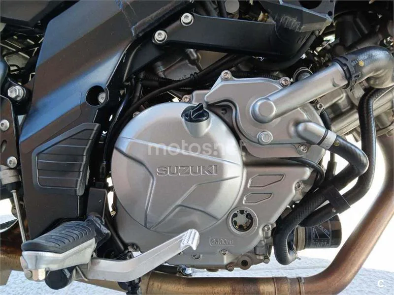 Suzuki V-Strom 650 – Vista 15