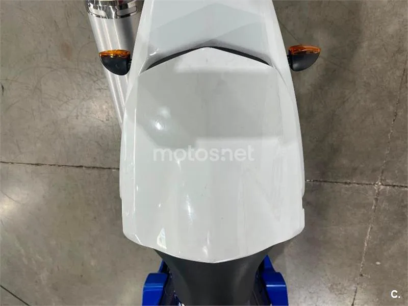 Suzuki GSX-R600 – Vista 26