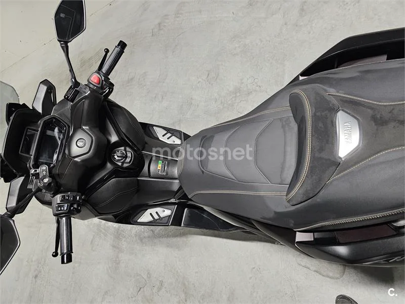 Yamaha XMAX 300 – Vista 5