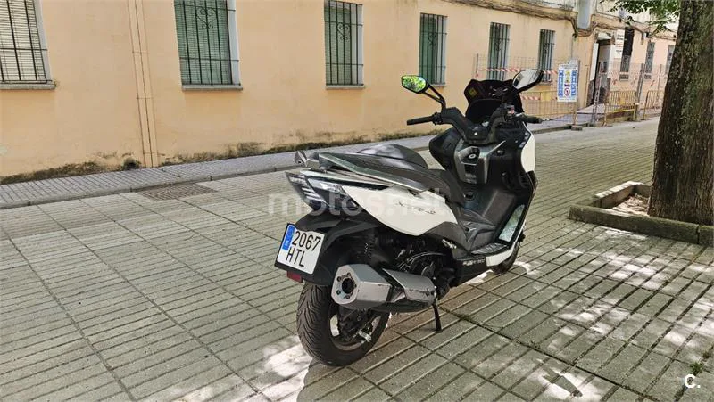 Kymco Xciting 400 – Vista 3