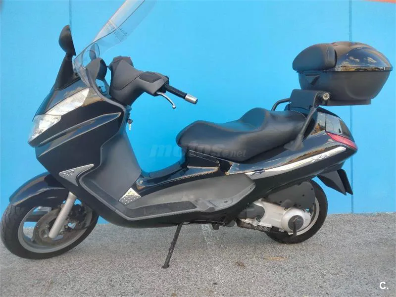 Piaggio X8 200 – Vista 10