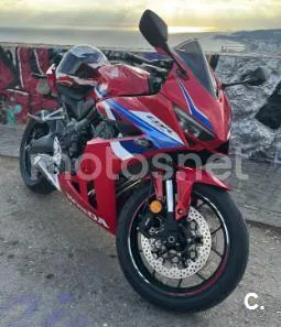 Honda CBR 650 R – Vista 3