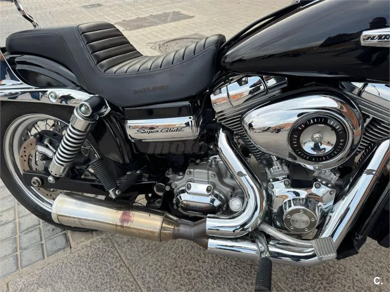 Harley-Davidson Super Glide – Vista 7