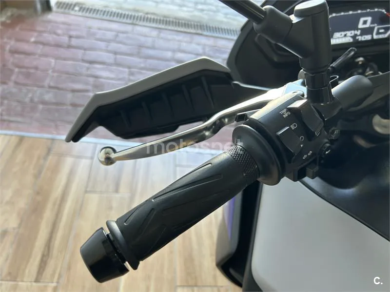 Yamaha Tracer 700 – Vista 7