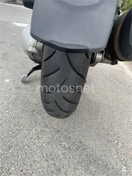 Honda SH 300i – Vista 4
