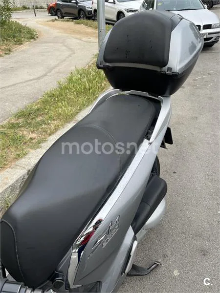 Honda SH 300i – Vista 7